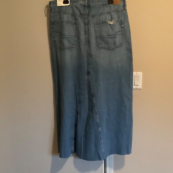 American Eagle long A line Denim skirt - Picture 2 of 10
